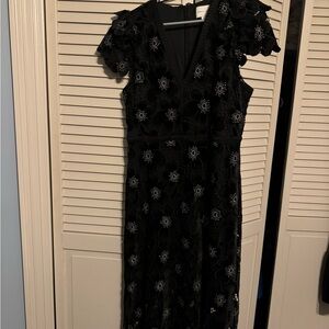 Adelyn Rae Black V-Neck Flutter Sleeve Midi Dress